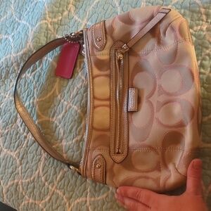Coach purse never been used